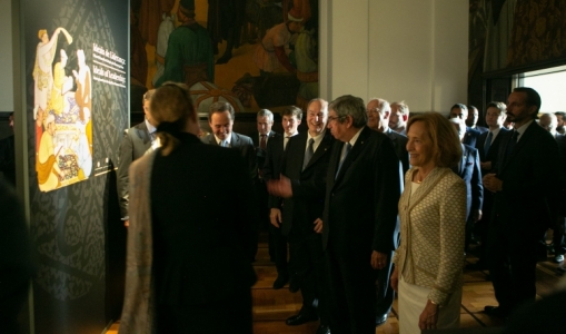 His Highness the Aga Khan tours the exhibition Ideals of Leadership: Masterpieces from the Aga Khan Museum Collections